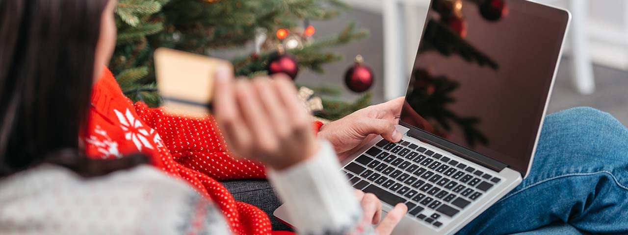 STUDIO FIVE - Harness the power of Google Ads to boost your e-commerce business for Christmas.