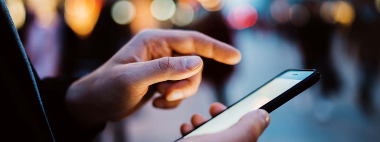 STUDIO FIVE - The Importance of Mobile E-Commerce UX