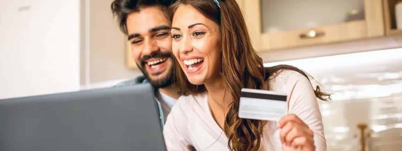 STUDIO FIVE - 21 Proven E-Commerce Selling Tips