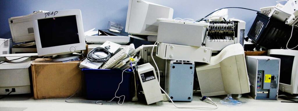 STUDIO FIVE - How to Fix Problems with Outdated Websites