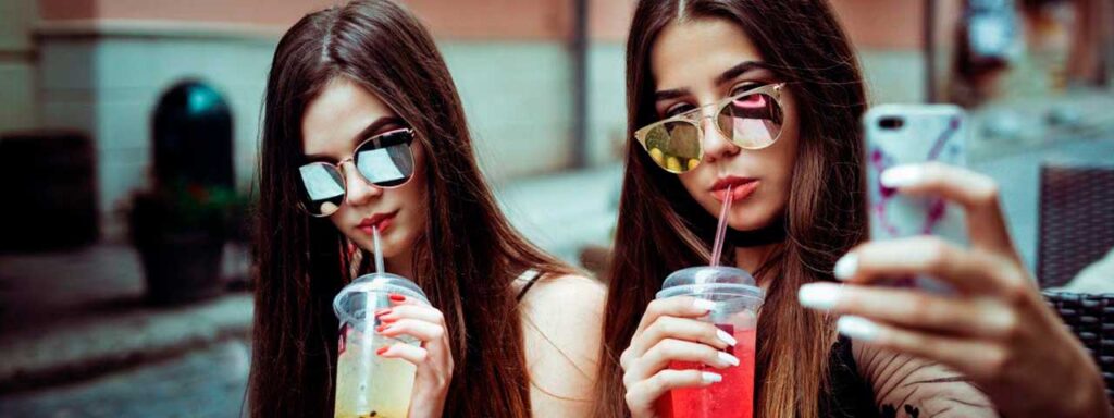 STUDIO FIVE - Common Problems with Outdated Websites: No Social Media Engagement