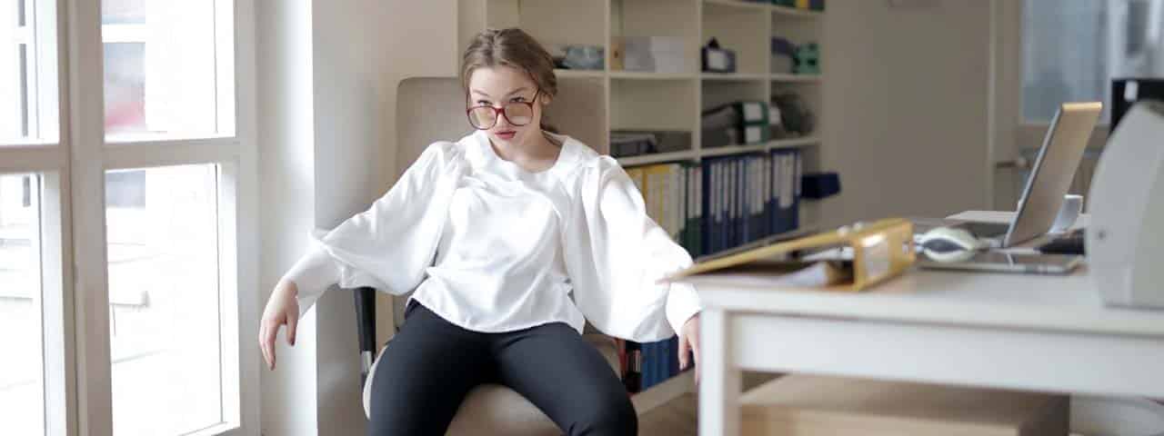 STUDIO FIVE - Bad website design is unprofessional.